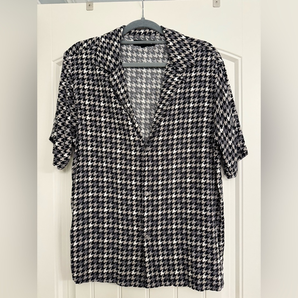 Men’s PacSun Black & White Hounds Tooth Collared Button Down Shirt